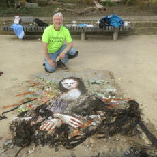 Ian Potts and Eon Arts were supported by Your Art to create a echo-friendly art piece of the Mona Lisa on Roker beach. Photo: Ian Potts